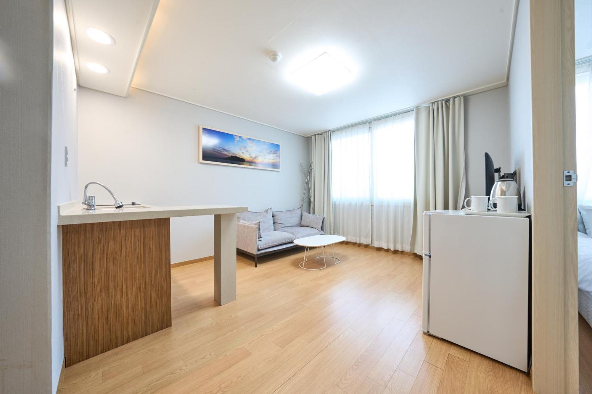 Pampas Hotel Jeju Buitenkant foto